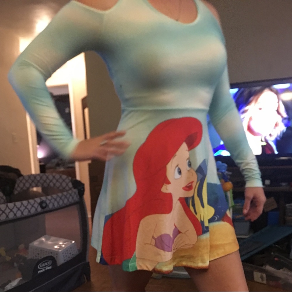 Like new Disney dress for women